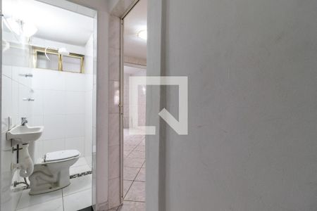 Lavabo de casa à venda com 3 quartos, 200m² em Vila Continental, São Paulo