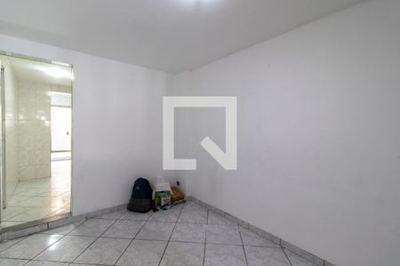Sala de Estar 1 de casa à venda com 3 quartos, 200m² em Vila Continental, São Paulo