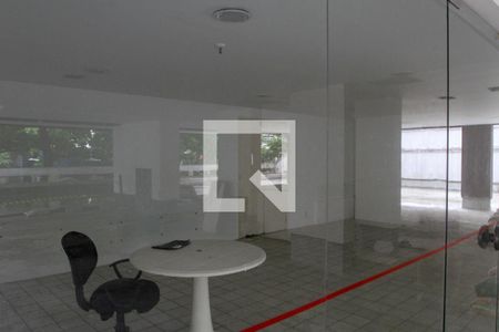 Apartamento para alugar com 50m², 1 quarto e 1 vaga Apartamento para alugar com 50m², 1 quarto e 1 vagaÁrea comum - Salão de festas