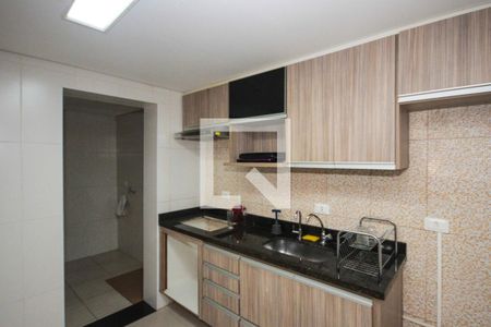 Cozinha de casa para alugar com 2 quartos, 65m² em Vila Bancária, São Paulo