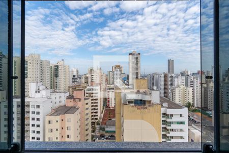 Vista de apartamento para alugar com 3 quartos, 77m² em Setor Bueno, Goiânia