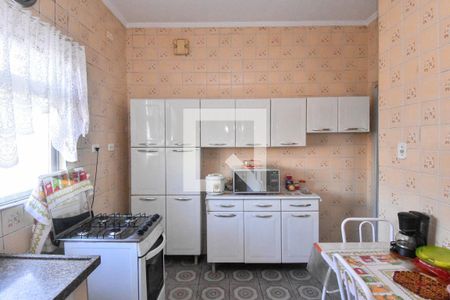 Casa à venda com 180m², 4 quartos e 1 vaga Casa à venda com 180m², 4 quartos e 1 vagaCozinha