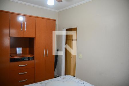 Casa à venda com 270m², 5 quartos e 2 vagasQuarto - Casa Fundos