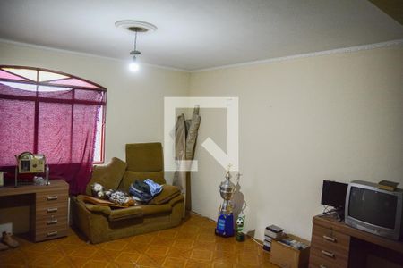 Casa à venda com 270m², 5 quartos e 2 vagasQuarto extra