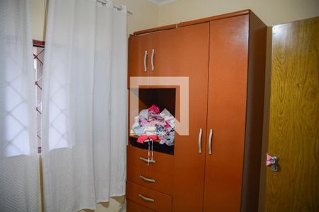 Casa à venda com 270m², 5 quartos e 2 vagasQuarto 2