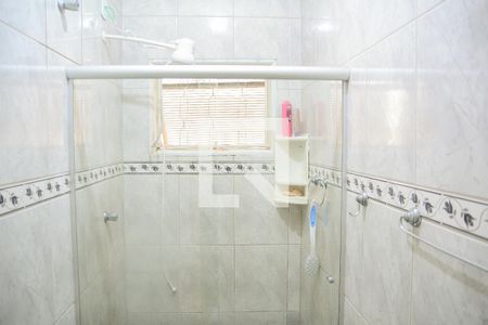 Casa à venda com 270m², 5 quartos e 2 vagasBanheiro - Casa Fundos