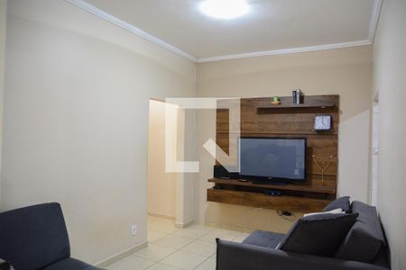 Casa à venda com 270m², 5 quartos e 2 vagasSala - Casa Fundos