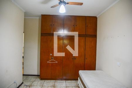 Casa à venda com 270m², 5 quartos e 2 vagasQuarto 1 - Suíte