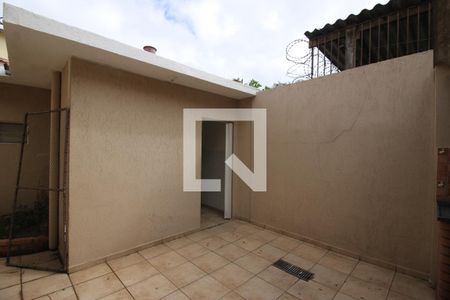 Casa à venda com 100m², 2 quartos e 3 vagasÁrea Externa