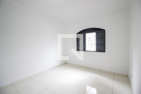 Quarto 1 de casa para alugar com 2 quartos, 180m² em Vila Bruna, São Paulo