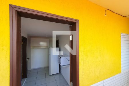 Entrada de kitnet/studio para alugar com 1 quarto, 28m² em Bosque da Saúde, São Paulo