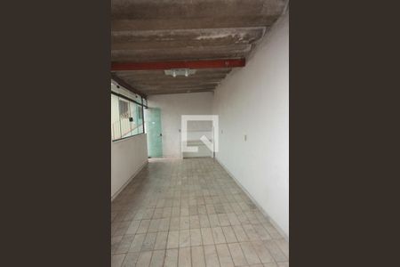 Casa à venda com 180m², 4 quartos e 3 vagasTerraço