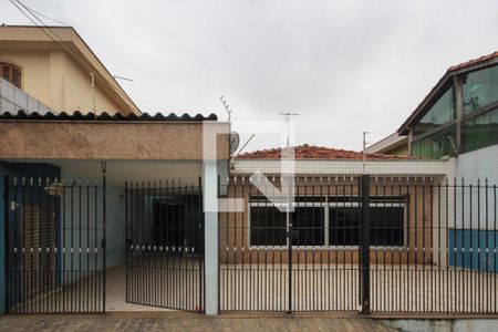 Casa à venda com 180m², 4 quartos e 3 vagasFachada