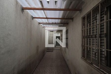 Casa à venda com 180m², 4 quartos e 3 vagasCorredor