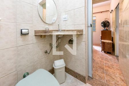 Casa à venda com 400m², 7 quartos e 3 vagasBanheiro da Suíte 2