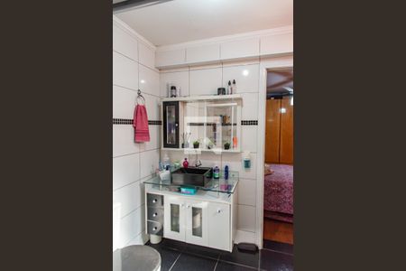 Casa à venda com 280m², 5 quartos e 6 vagasBanheiro casa 2