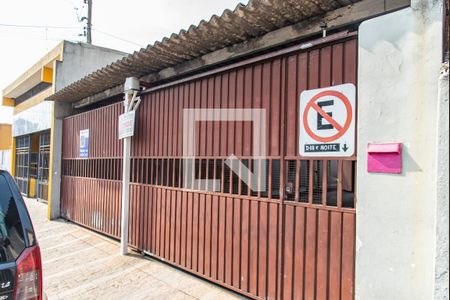 Casa à venda com 280m², 5 quartos e 6 vagasFachada