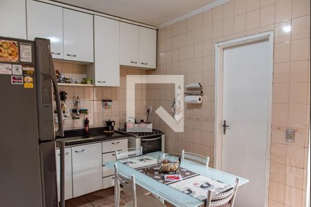 Casa à venda com 280m², 5 quartos e 6 vagasCozinha casa 2