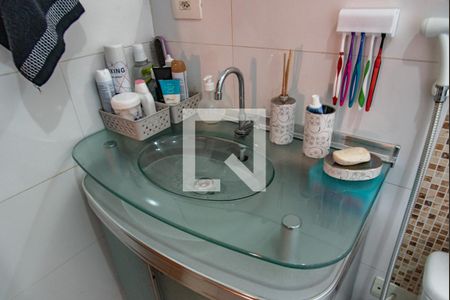 Casa à venda com 280m², 5 quartos e 6 vagasBanheiro casa 1