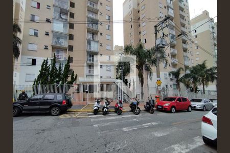 Fachada e portaria de apartamento à venda com 2 quartos, 48m² em Taboão, São Paulo