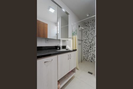Apartamento para alugar com 100m², 2 quartos e sem vagaBanheiro