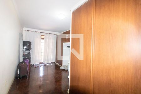 Dormitório 1 de casa à venda com 4 quartos, 252m² em Jardim Cristiane, Santo André