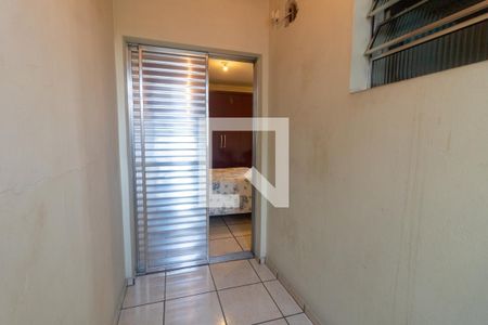 Casa à venda com 252m², 4 quartos e 2 vagas Casa à venda com 252m², 4 quartos e 2 vagasEscritório