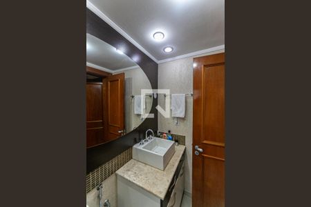 Casa à venda com 300m², 4 quartos e 2 vagasBanheiro