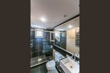 Casa à venda com 300m², 4 quartos e 2 vagasBanheiro