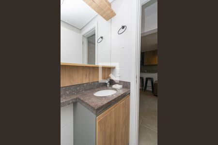 Apartamento à venda com 55m², 2 quartos e 1 vaga Apartamento à venda com 55m², 2 quartos e 1 vagaBanheiro