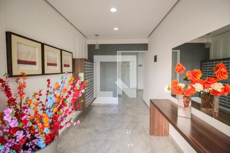 Hall de Entrada de apartamento à venda com 2 quartos, 45m² em Vila Curuçá, São Paulo