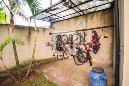 Apartamento à venda com 45m², 2 quartos e 1 vaga Apartamento à venda com 45m², 2 quartos e 1 vagaBicicletário