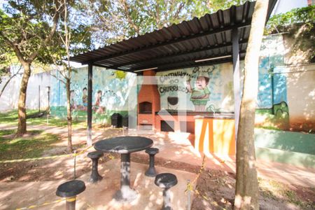 Apartamento à venda com 45m², 2 quartos e 1 vaga Apartamento à venda com 45m², 2 quartos e 1 vagaÁrea comum - Churrasqueira 2
