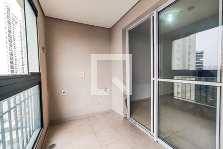 Varanda de apartamento para alugar com 3 quartos, 74m² em Vila Suzana, São Paulo