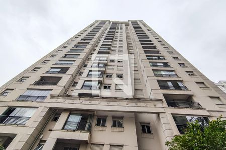 Apartamento para alugar com 74m², 3 quartos e 1 vaga Apartamento para alugar com 74m², 3 quartos e 1 vagaFachada