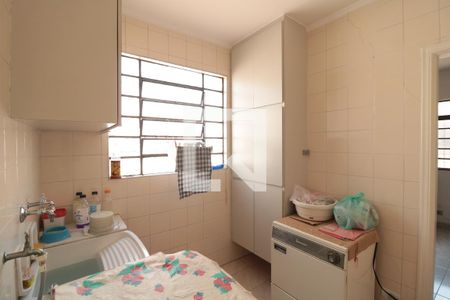 Casa à venda com 200m², 3 quartos e 2 vagasArea de serviço