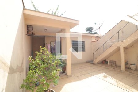 Casa à venda com 200m², 3 quartos e 2 vagasQuintal