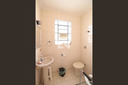 Casa à venda com 200m², 3 quartos e 2 vagasBanheiro de Serviço