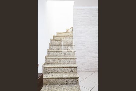 Escada de casa à venda com 3 quartos, 100m² em Vila Progresso, Santo André