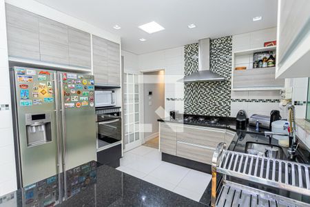 Casa à venda com 289m², 4 quartos e 4 vagasCozinha