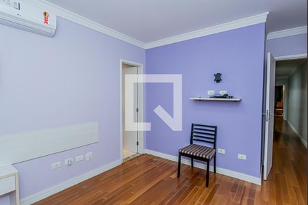 Casa à venda com 289m², 4 quartos e 4 vagasSuite 4