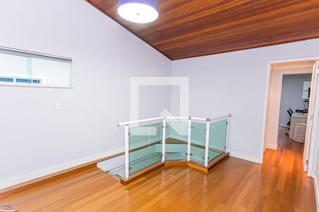 Casa à venda com 289m², 4 quartos e 4 vagasSala 2