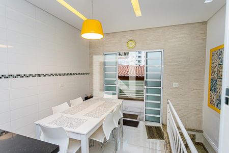 Casa à venda com 289m², 4 quartos e 4 vagasCopa
