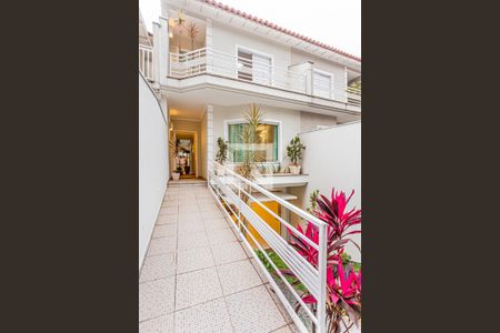 Casa à venda com 289m², 4 quartos e 4 vagasEntrada