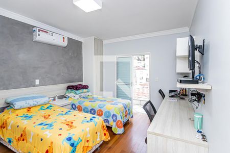 Casa à venda com 289m², 4 quartos e 4 vagasSuite 1