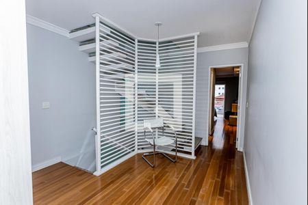 Casa à venda com 289m², 4 quartos e 4 vagasSala de leitura