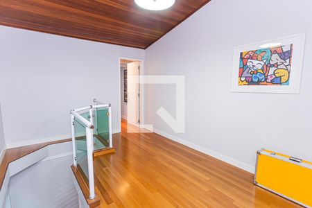 Casa à venda com 289m², 4 quartos e 4 vagasSala 2