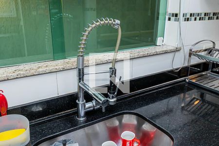 Casa à venda com 289m², 4 quartos e 4 vagasCozinha