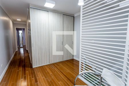 Casa à venda com 289m², 4 quartos e 4 vagasSala de leitura