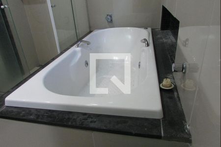 Casa para alugar com 160m², 2 quartos e 4 vagasBanheiro da Suíte - Banheira